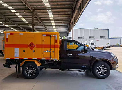 沙湖原种场爆破器材运输车