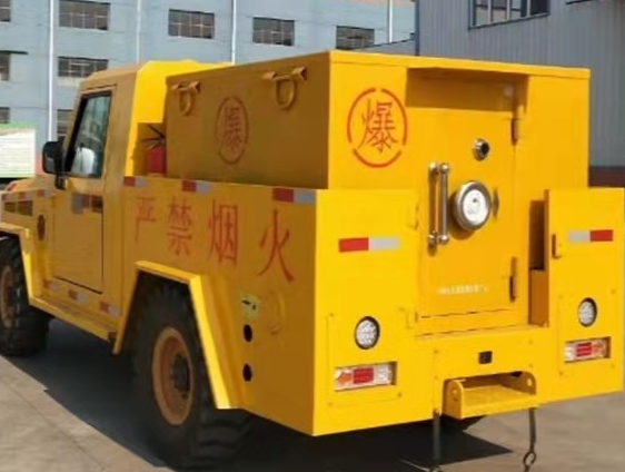 沙湖原种场凯龙爆破器材运输车：保障爆破任务的安全运行