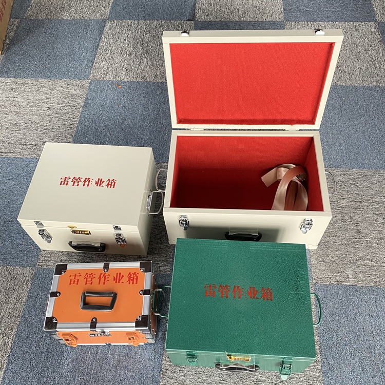 沙湖原种场爆破工程作业箱如何选择？玻璃钢与传统材质的全面对比